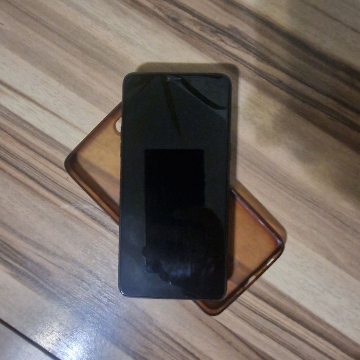 Продам телефон OPPO.