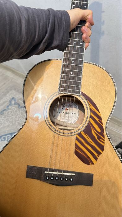 Электроакустическая гитара Fender PS-220e Parlor