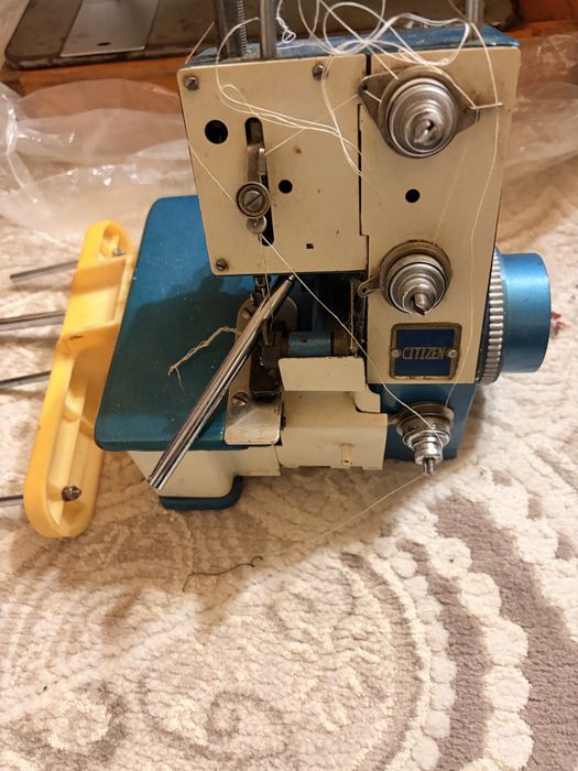 Продам                                                        оверлок