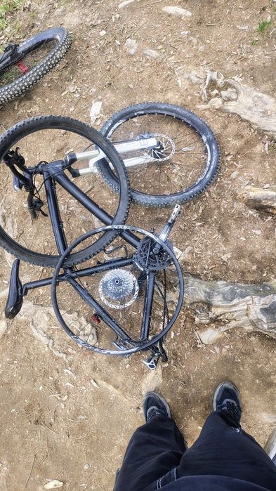 bicicleta full suspension