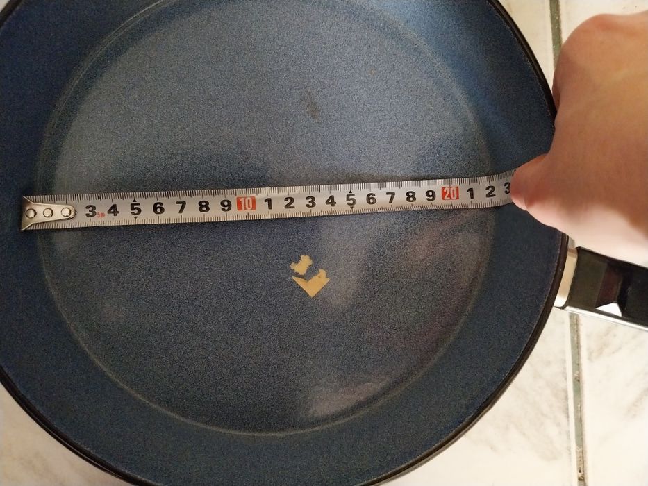 Емайлиран тиган - нов