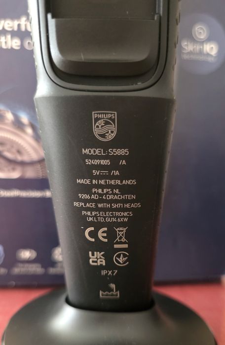 Aparat de ras Philips seria 5000