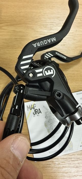 Комплект спирачки Magura MT 5 E Stop (L.850mm/1850mm) 4/2  бутални