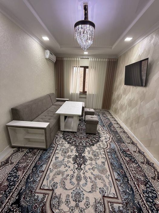 Юнусабад 19 квартал 1/2/5 (40²) продаётся квартира