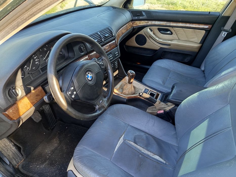 BMW 525 TDS 1998г-начасти