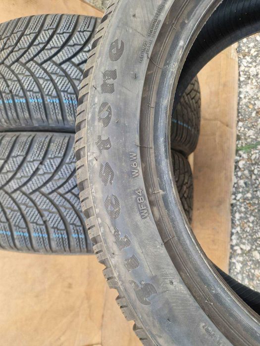 4 Firestone R19 235/50 Зимни гуми  DOT5222