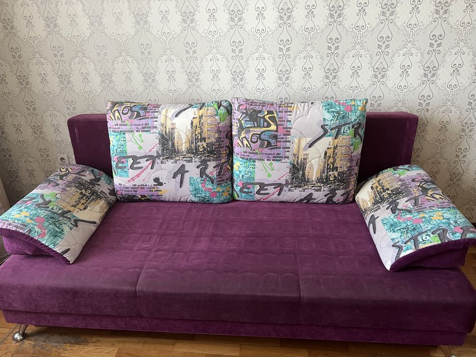 Диван. Шкаф. Комод.