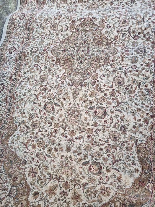 Ковер в очень хорошем виде