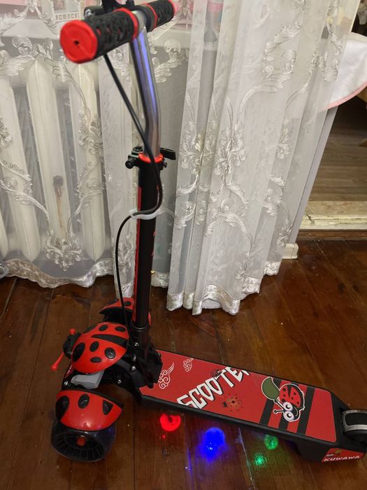 самокат в идеальном состоянии