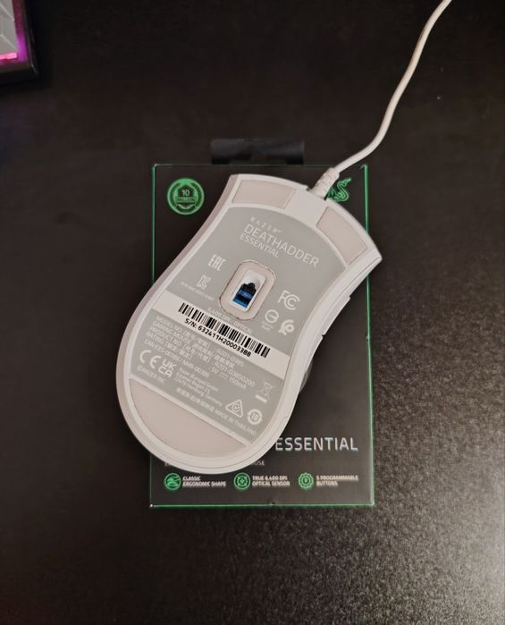 Vând urgent mouse gaming razer