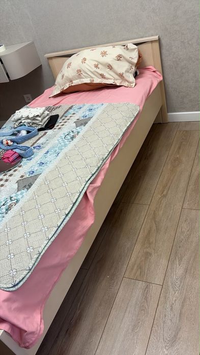 Продам кровать + матрац размер 90*120