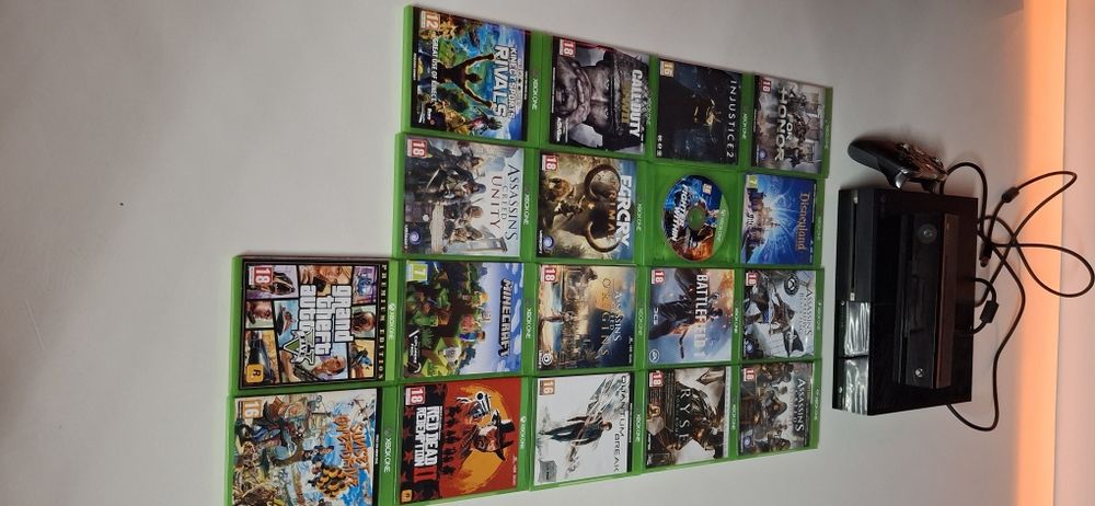 Vand Xbox one elite 1 TB ssd