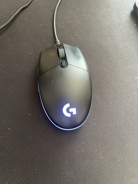 Продам мышку Logitech g102