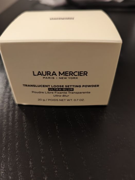 Pudra Laura Mercier ultra blur 
Dau mai departe acesta minunăți