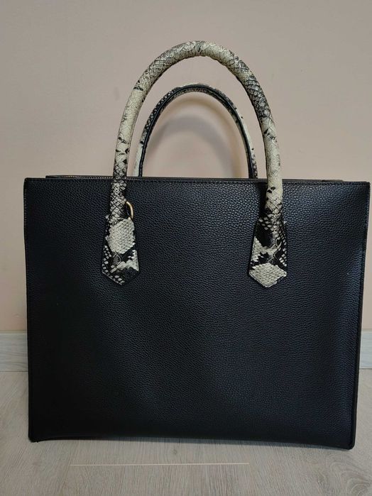 Дамски чанти Guess,Stradivarius,Balenciaga