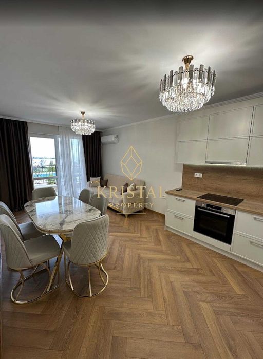 Продава се Тристаен апартамент в Свети Влас - 90 кв.м за 2334 €/кв.м - Снимка #1