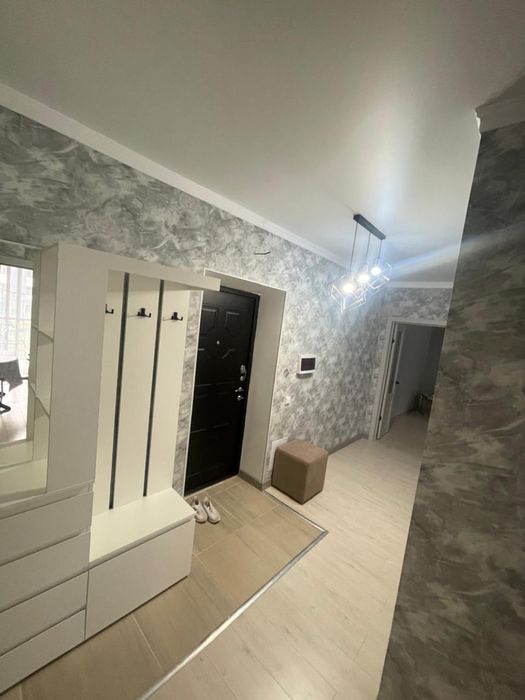 Продам 2 комнотную квартиру