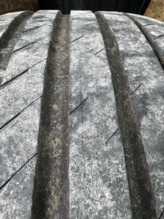 Летни гуми Nexen 255/40/19 DOT 25