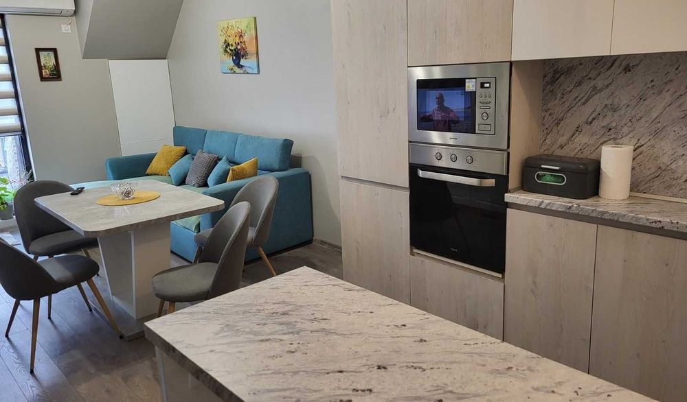 Продава се Тристаен апартамент в Варна, Гранд Мол Варна - 101 кв.м за 2179 €/кв.м - Снимка #2