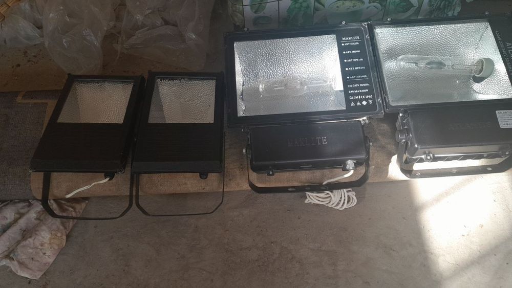 Sotiladi prajektorlar