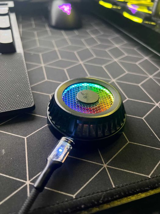 Cooler gaming Razer pentru telefon – second-hand