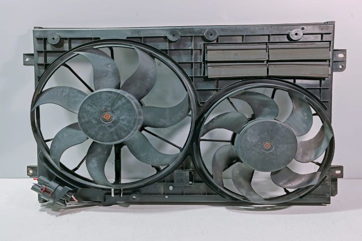 Electroventilator Racire 1K0121207BC Volkswagen VW Passat CC prima ge