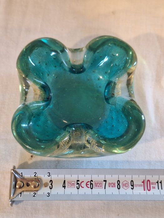 Фигури от Мурано стъкло