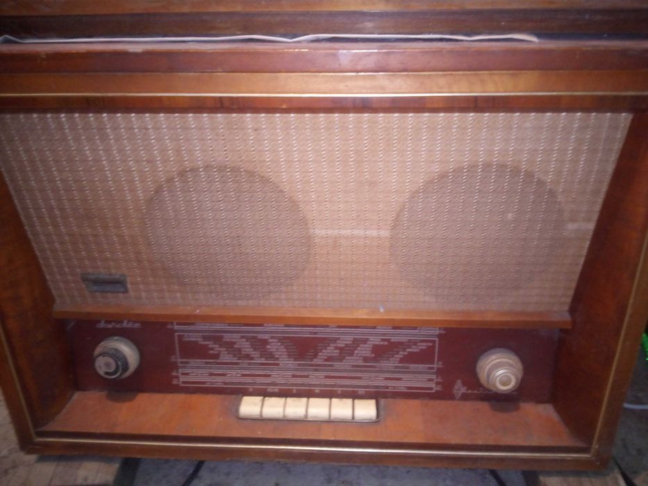 Vand magnefofon Maiak, Tesla si televizoare, radio pe lampi.