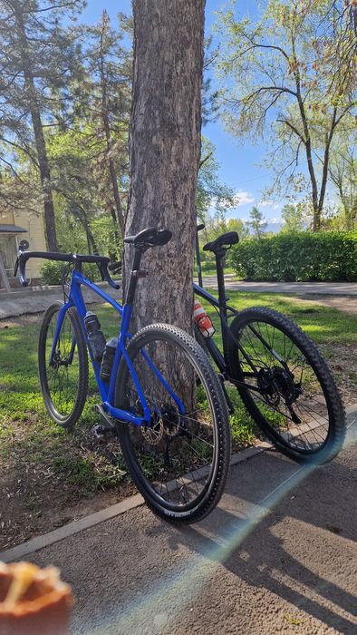 Велосипед Giant Revolt 2 2022 года