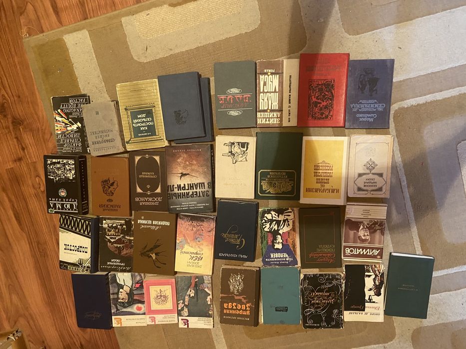 Продаю книги