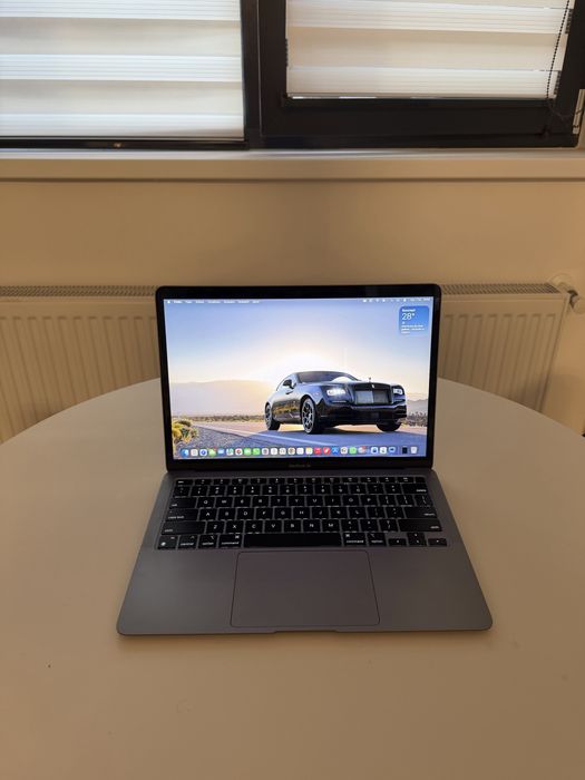 Macbook Air M1 | 256 Gb | Stare foarte Buna