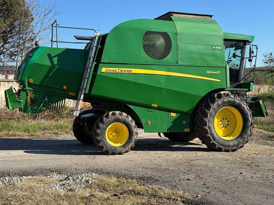 Комбайн John Deere W440 Лизинг