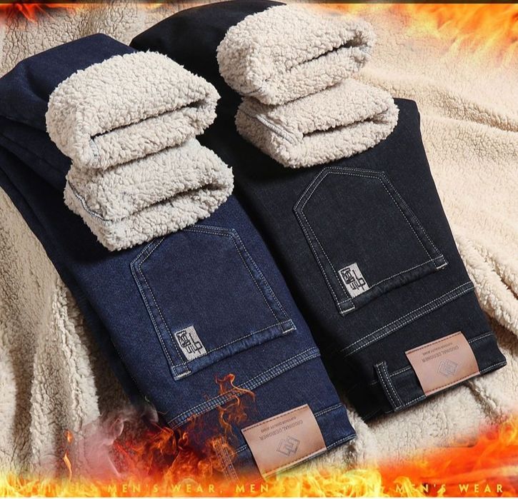 Ehtiros bilan shahvoniy fohishaning eshagini yalab onlayn porno tomosha qiling