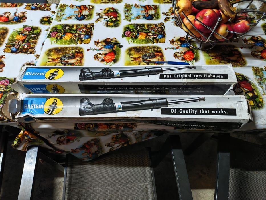 Amortizoare spate noi jeep cherokee