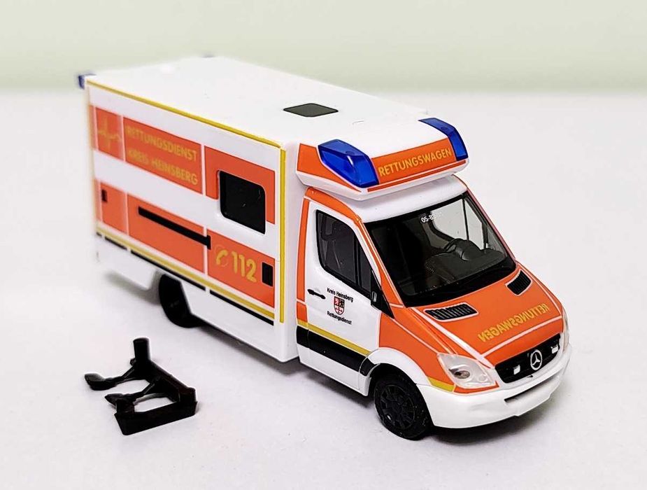 masinute machete ambulante Busch, Wiking Herpa scara 1:87 diorama H0