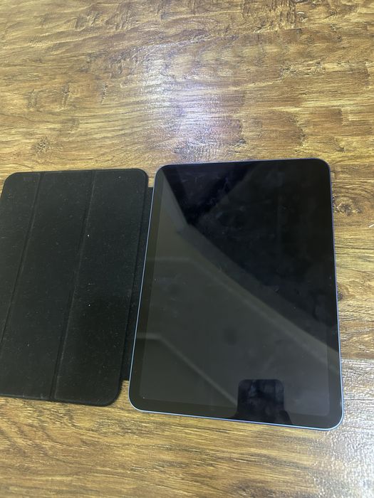 Продам Ipad A16 почти новый