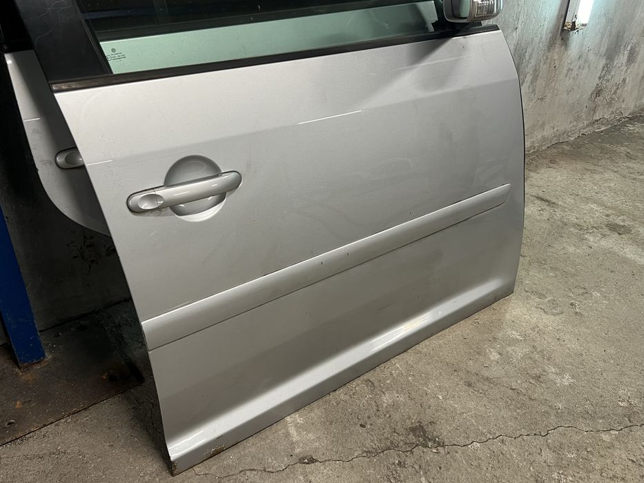 Врати VW Touran