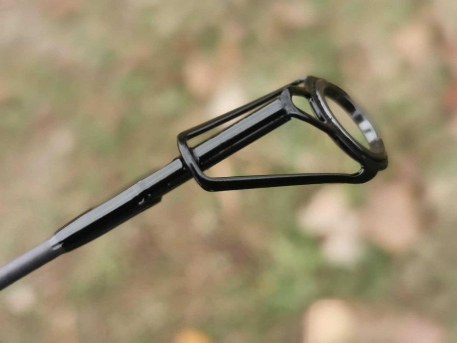 Висок клас шарански комплект. Три въдици 3.60мт и три макари 11 лагера