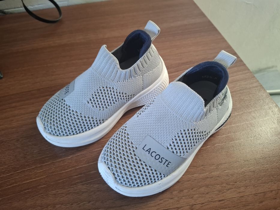 Продам красовки новые