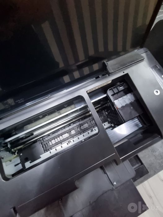 Epson L805 фотопринтер сотилади — Аъло ҳолатда (Wi-Fi / 6 ранг)