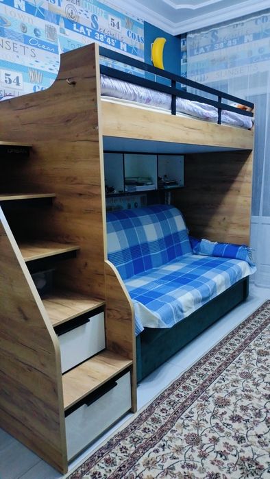 Кровать двухъярусная