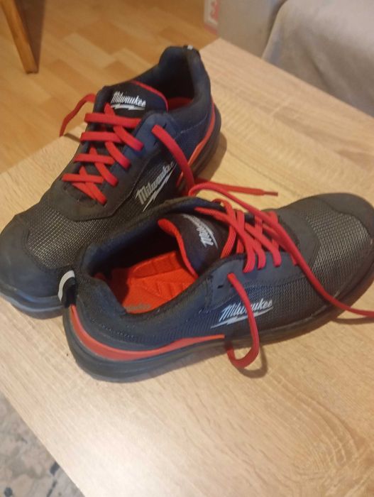 Нови.Mikwaukee 42,43