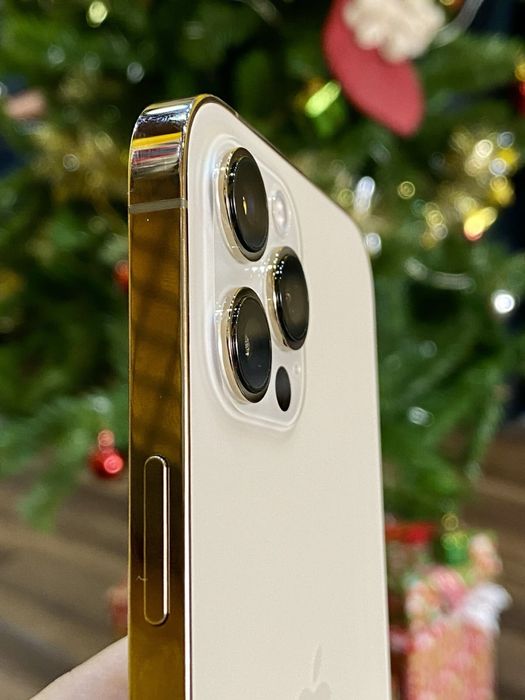 Продавам IPhone 13 pro в перфектно състояние.
