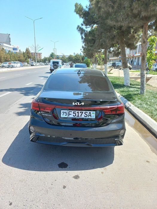Срочни сотилади KIA CERATO Арендага хам келишамиз