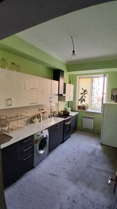 Дружба Народовда 2 хонали квартира сотилади