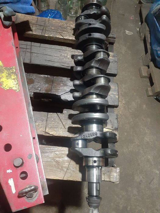 Коленвал м 51 д 25