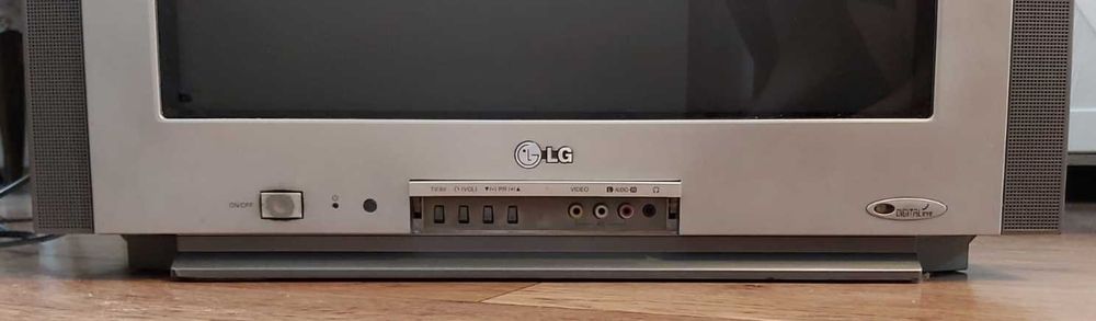 Продам телевизор в хорошем состоянии