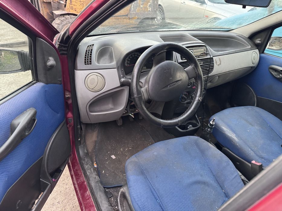 Fiat Punto 1.2i 60hp 2000г На Части