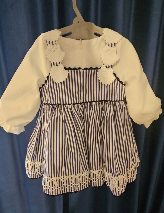 Vând rochie fetiță serbare