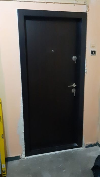 Usi  Metalice MEGA DOOR MONTAJ RAPID 24 SAU 48  ore 1420 LEI